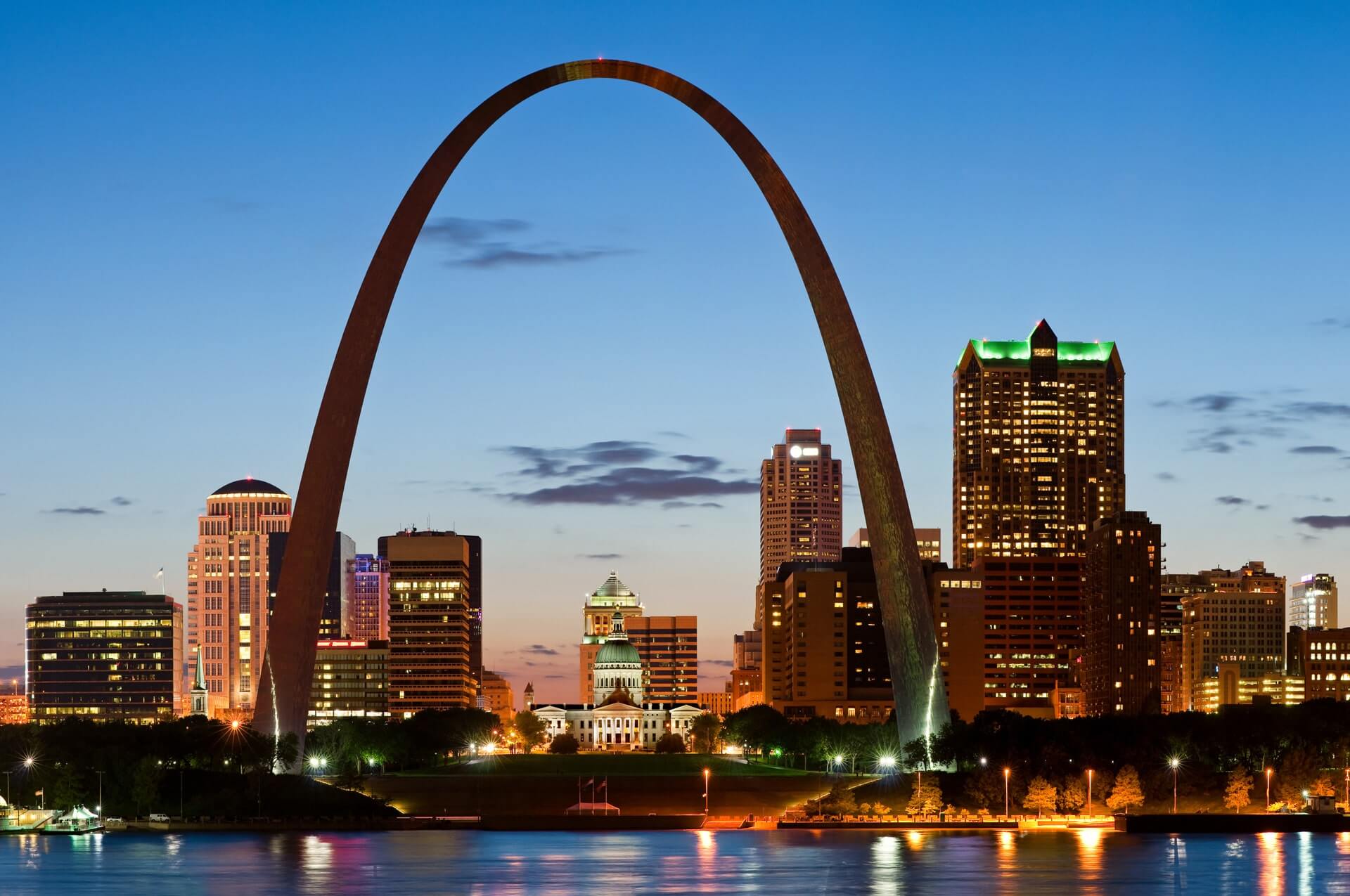 Top Tips for Selecting a St. Louis Traffic Lawyer